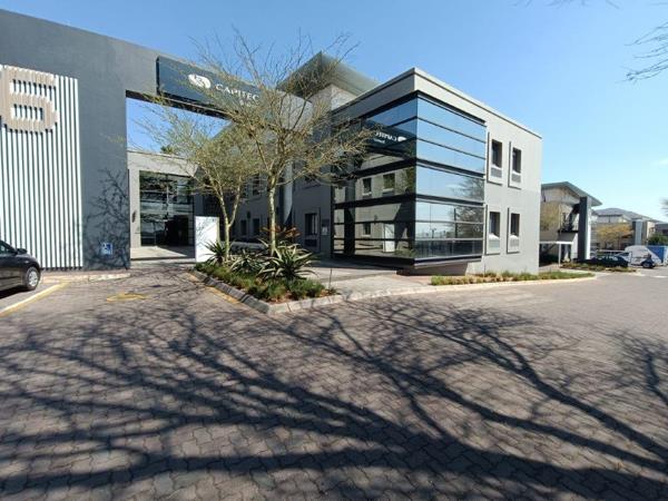 408  m² Commercial space
