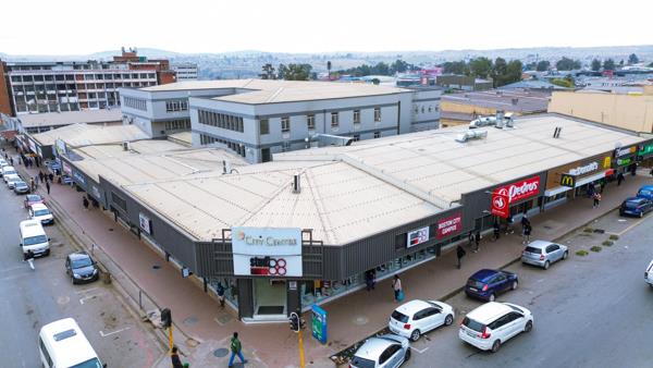 5 360  m² Commercial space