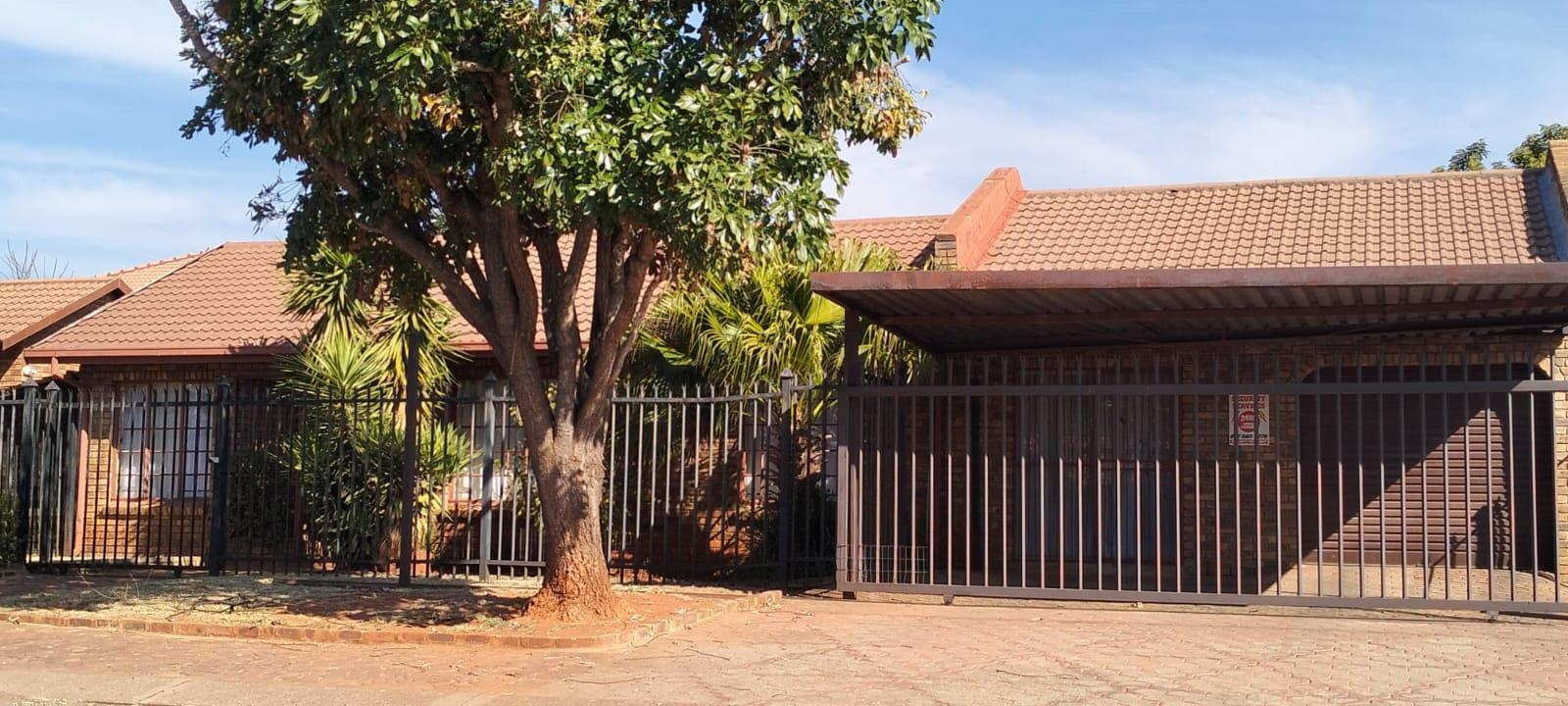 3 Bedroom House to rent in Doornpoort | RR4481960 | Private Property