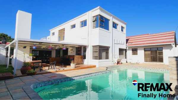 6 Bedroom House