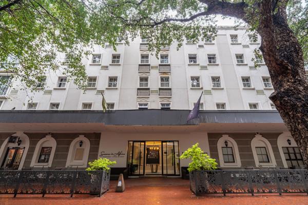 2 121  m² Commercial space