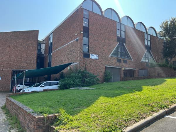 321  m² Commercial space