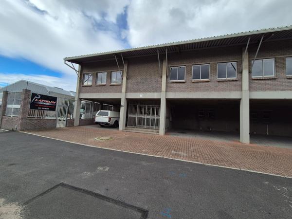 933  m² Industrial space