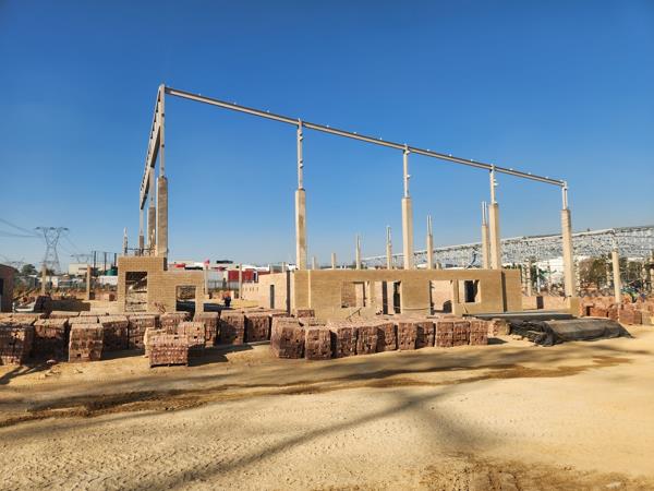 895  m² Industrial space