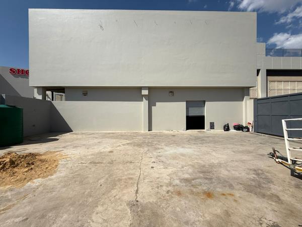 130  m² Industrial space