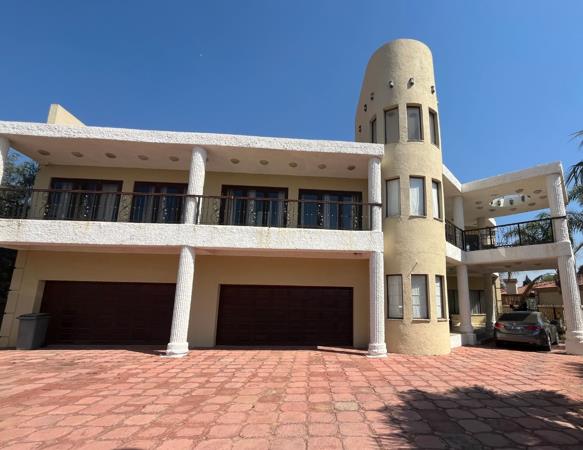 9 Bedroom House