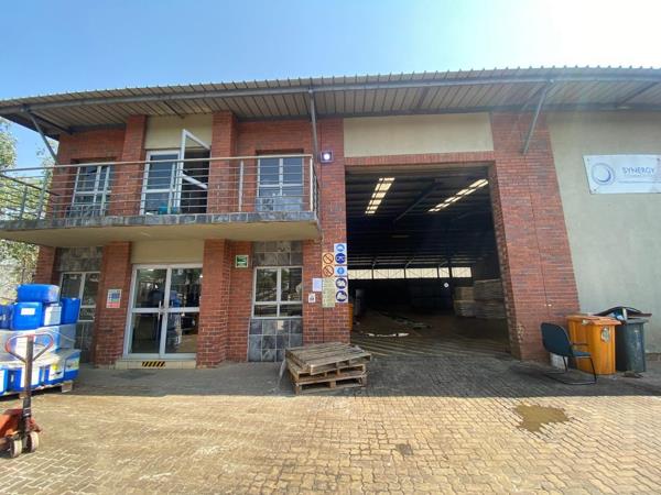 1 602  m² Industrial space