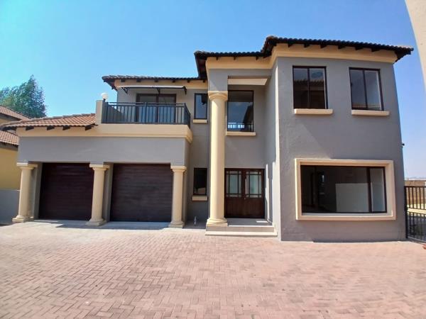 6 Bedroom House