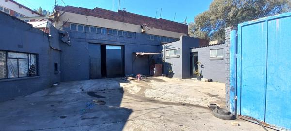 260  m² Industrial space