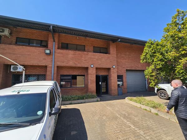 393  m² Industrial space