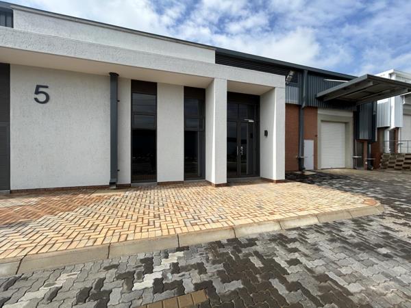 495  m² Industrial space