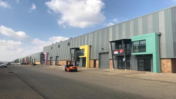 414  m² Industrial space