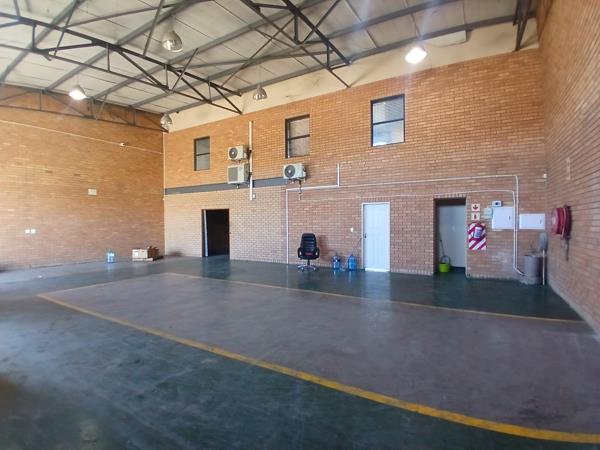 334 m² Industrial space