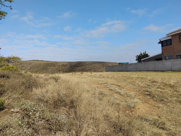 875 m² Land