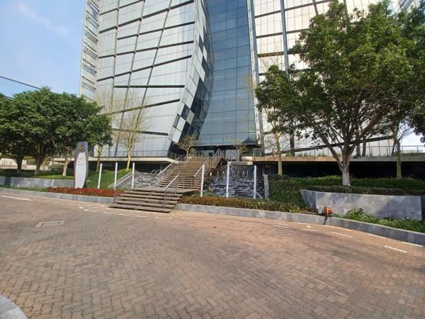 1 600 m² Office Space