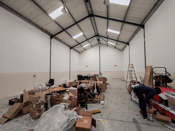 345  m² Industrial space