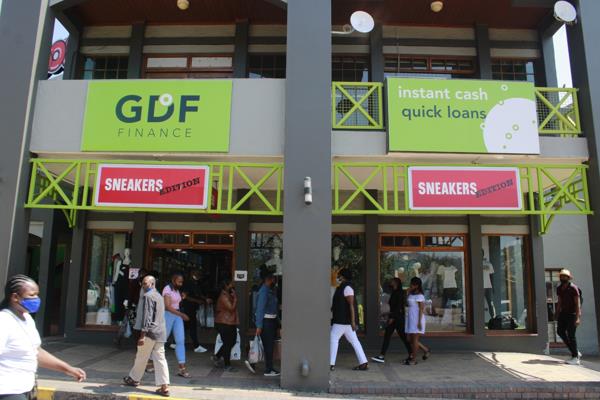 10  m² Retail Space