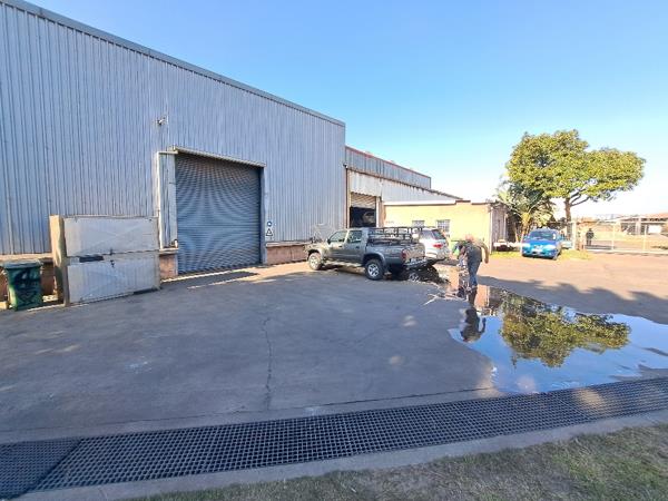 1 500  m² Industrial space