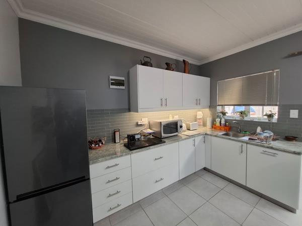 1 Bedroom Garden Cottage