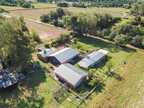 4.3 ha Smallholding