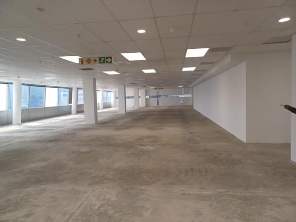 1 752 m² Office Space