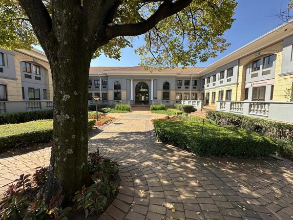 480  m² Commercial space