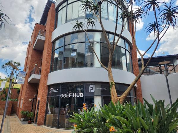 334  m² Commercial space