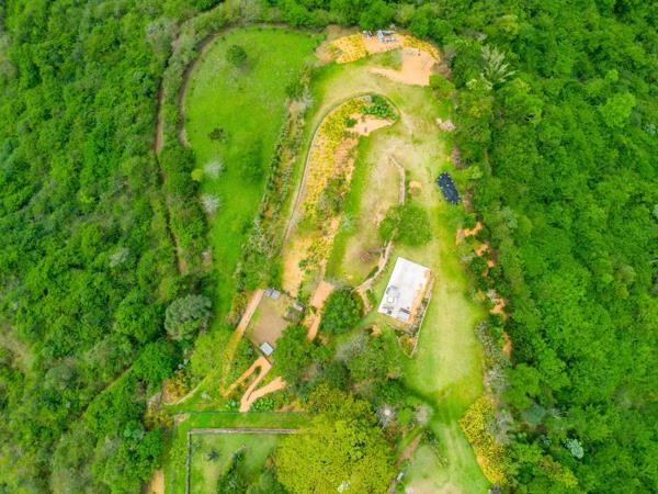 4 701 m² Land