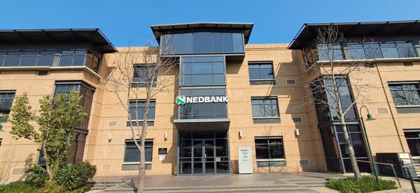 1 493  m² Office Space