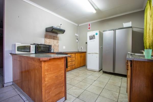 1 Bedroom House