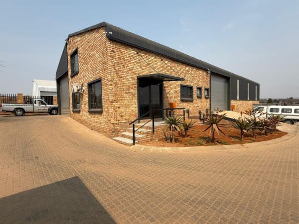 420  m² Industrial space