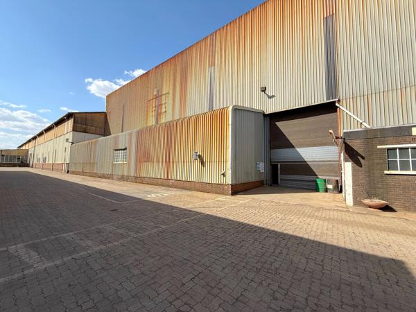 10 000  m² Industrial space
