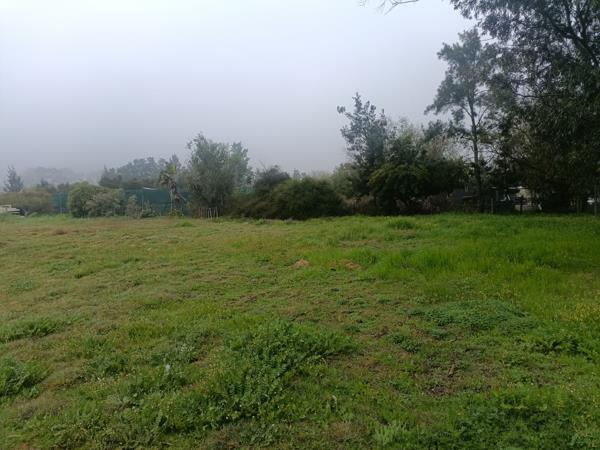 1 058 m² Land