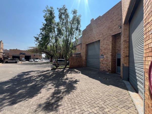 404  m² Industrial space