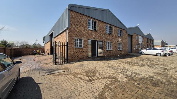 300  m² Industrial space