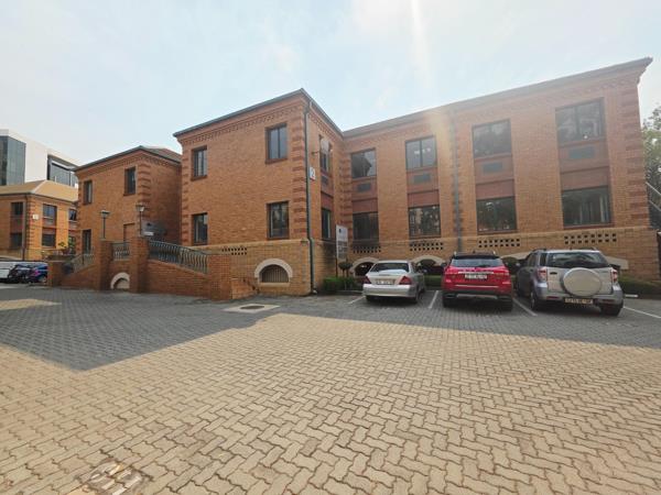 376  m² Commercial space