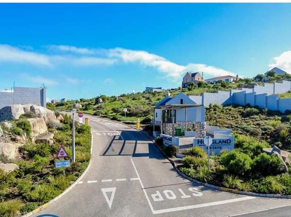 751 m² Land