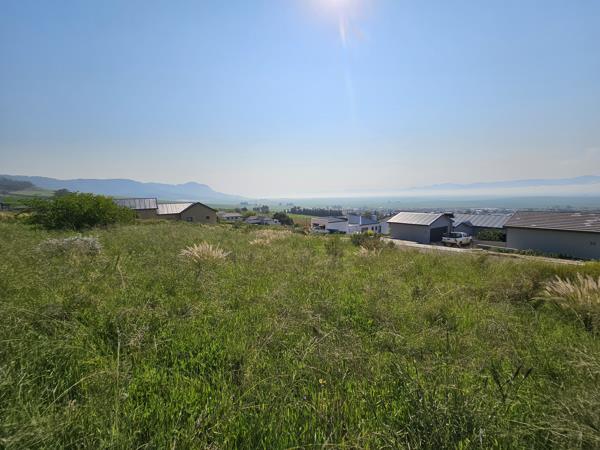 483 m² Land