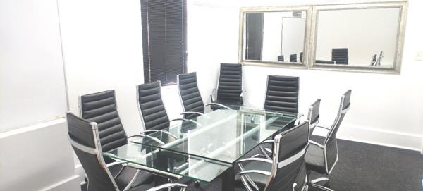 200  m² Office Space