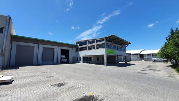 1 890  m² Industrial space