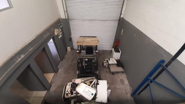 280  m² Industrial space