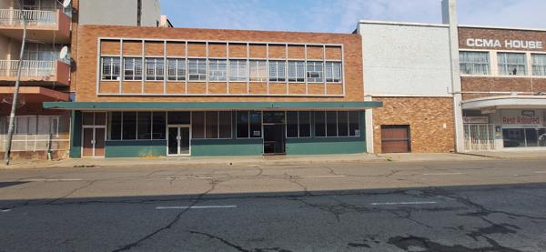 220  m² Commercial space