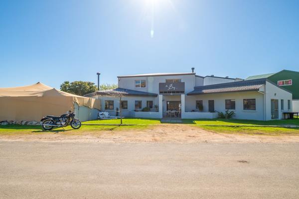 530  m² Retail Space