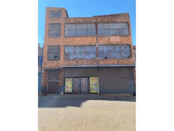 5 000 m² Commercial space