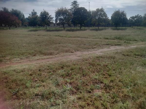 5 103 m² Land