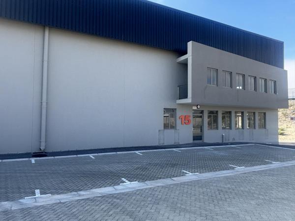 710  m² Industrial space