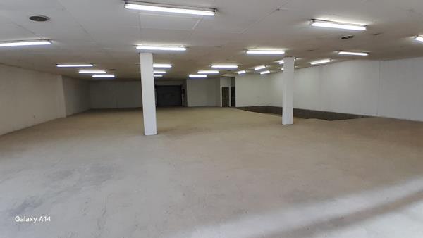 472  m² Retail Space