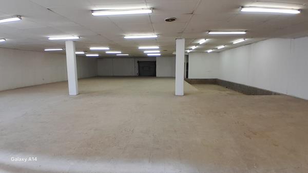 472  m² Retail Space