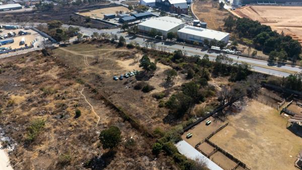 2.8 ha Land