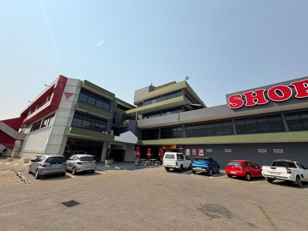 824 m² Commercial space